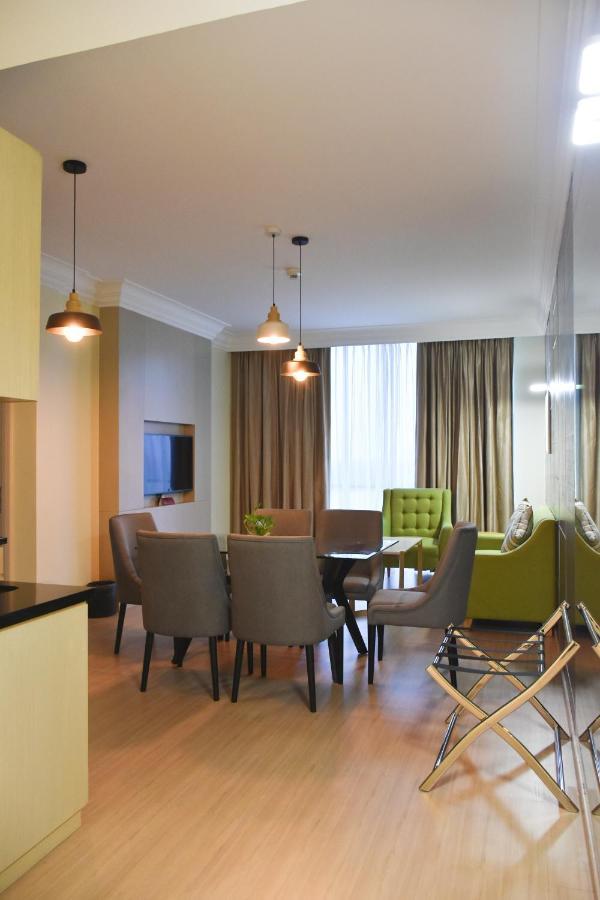 Ucsi Hotel Kuching Extérieur photo
