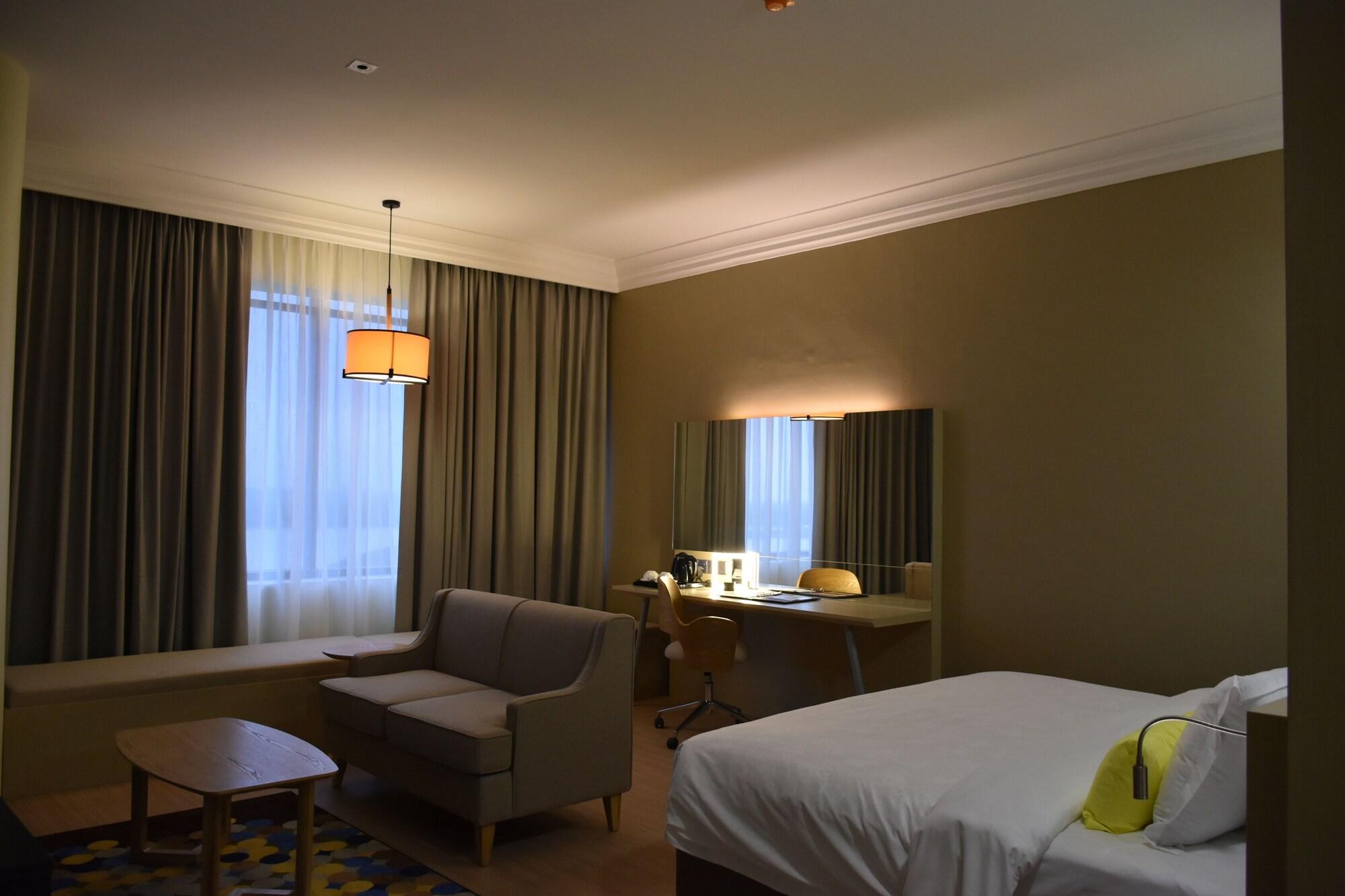 Ucsi Hotel Kuching Extérieur photo