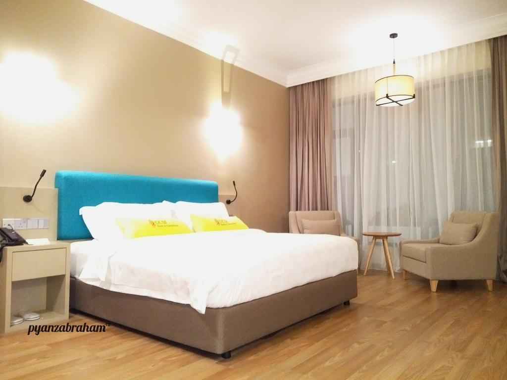 Ucsi Hotel Kuching Extérieur photo